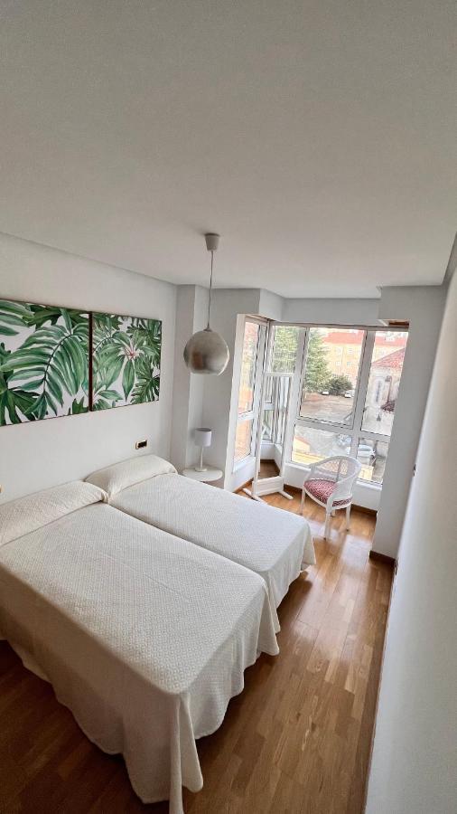 Apartamentos San Martin Ourense Centro 2 מראה חיצוני תמונה